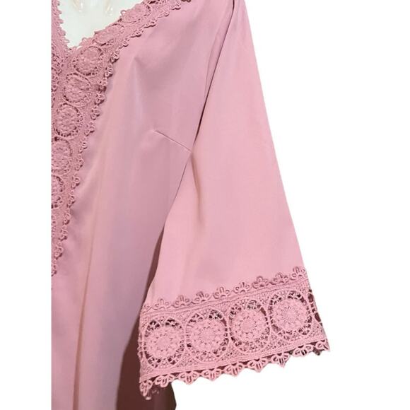 SHEIN Curvy Women's Black & Pink Blouse Set of 2 | Size 20 (4XL) - Picture 10 of 12